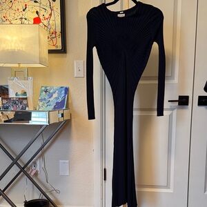 Long-Sleeve Black Ribbed Maxi Dress